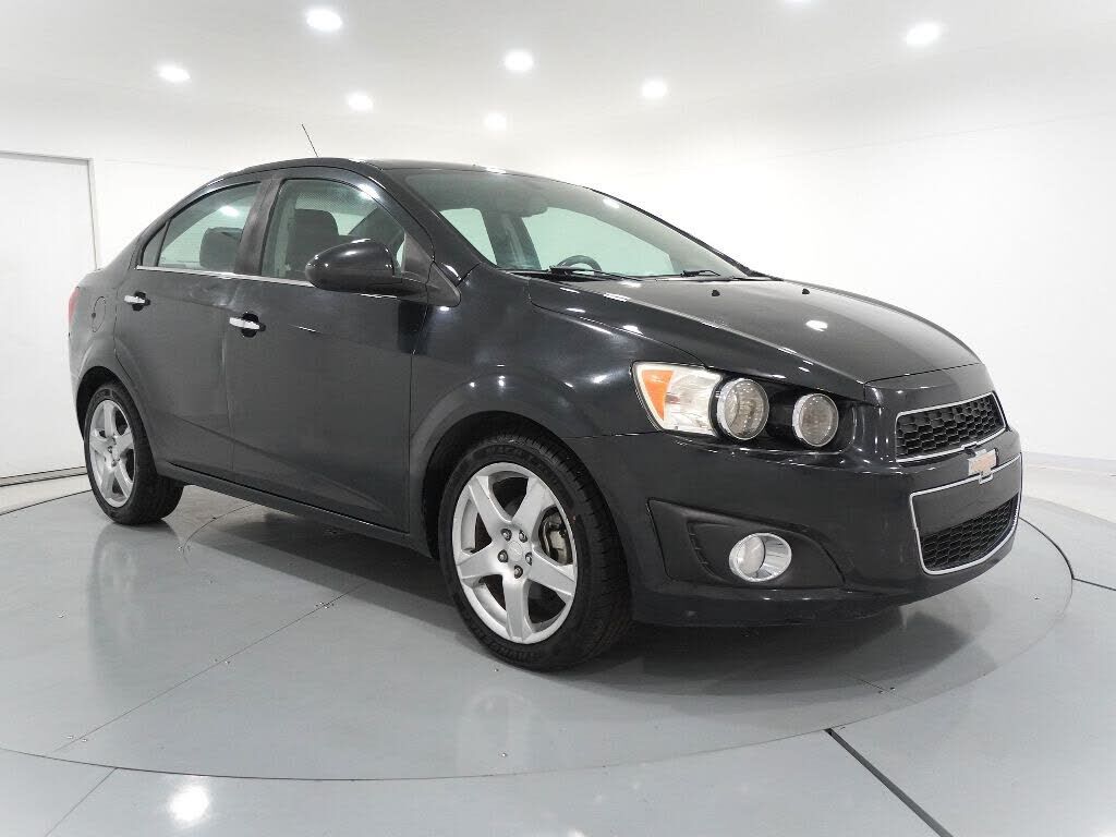 2015 CHEVROLET Sonic