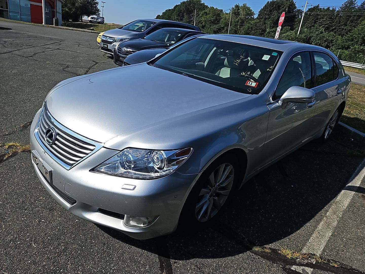Lexus LS