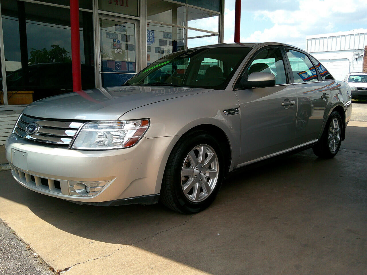 2009 FORD Taurus