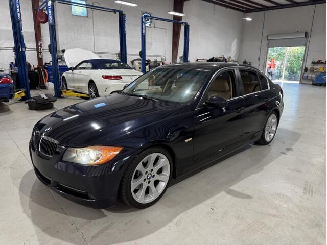 BMW 330i