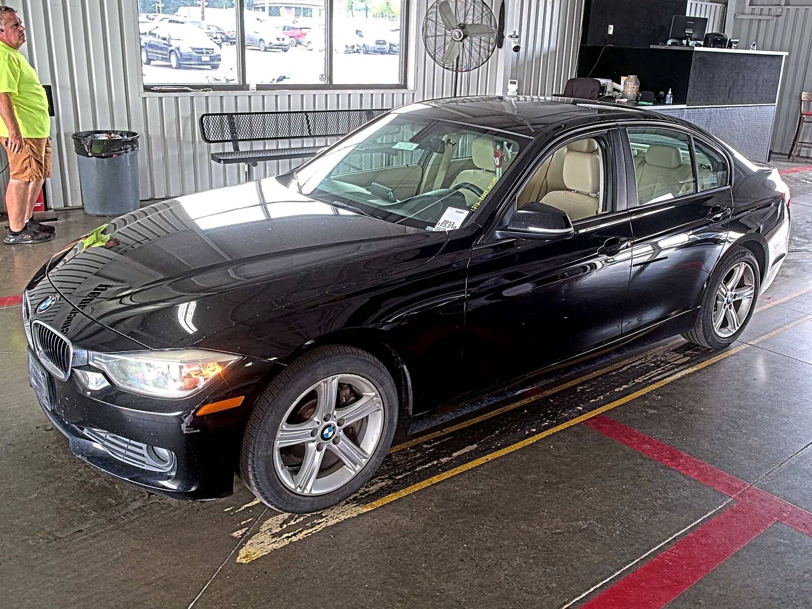 BMW 320i