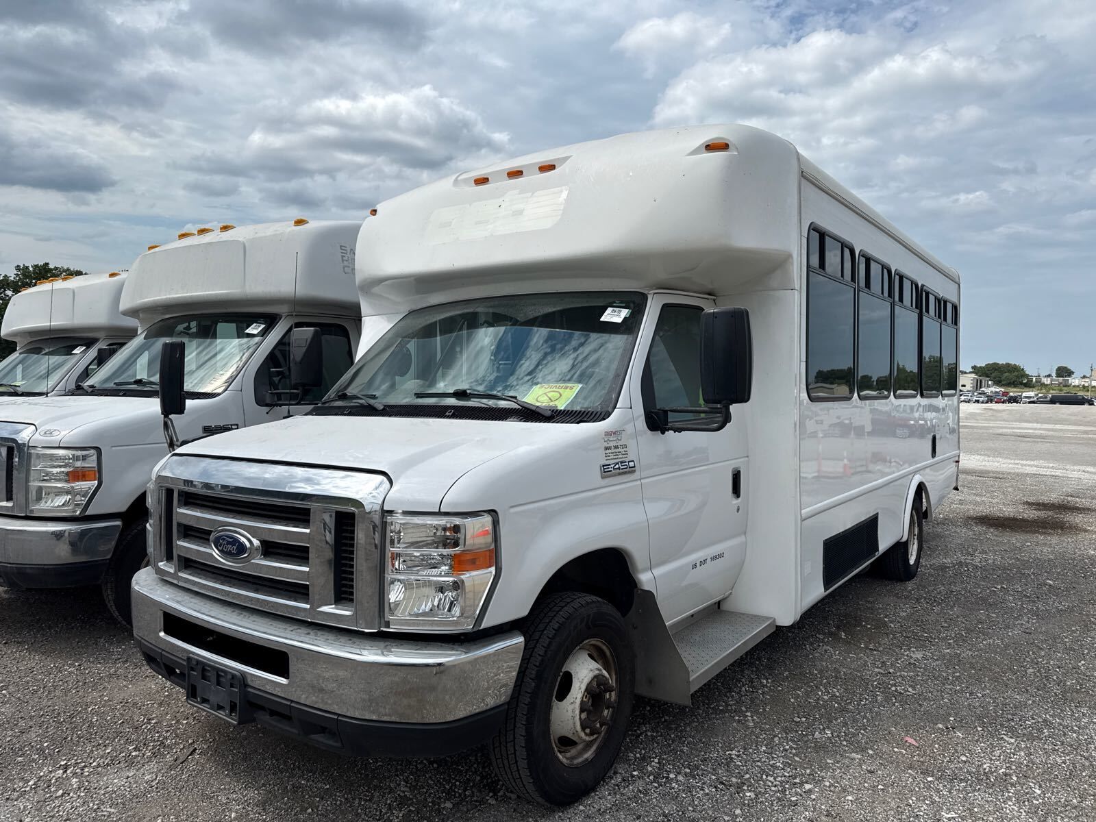 Ford E-450