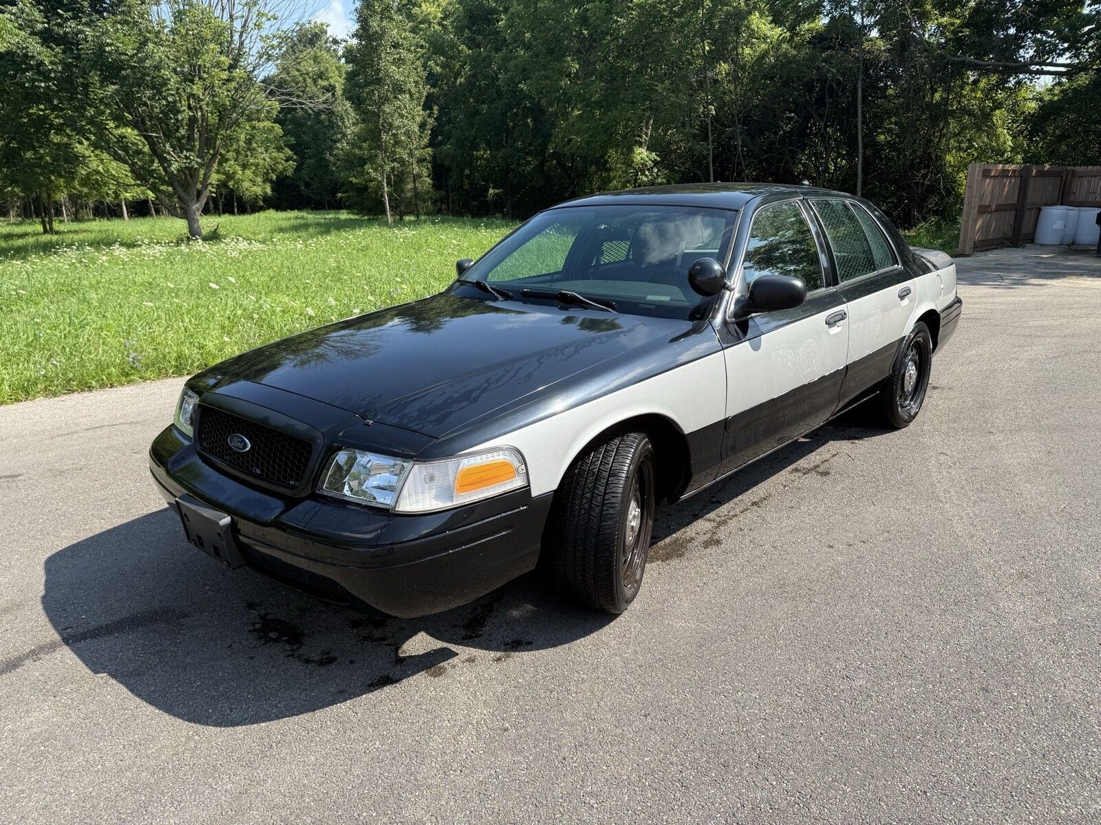 Ford Crown Victoria