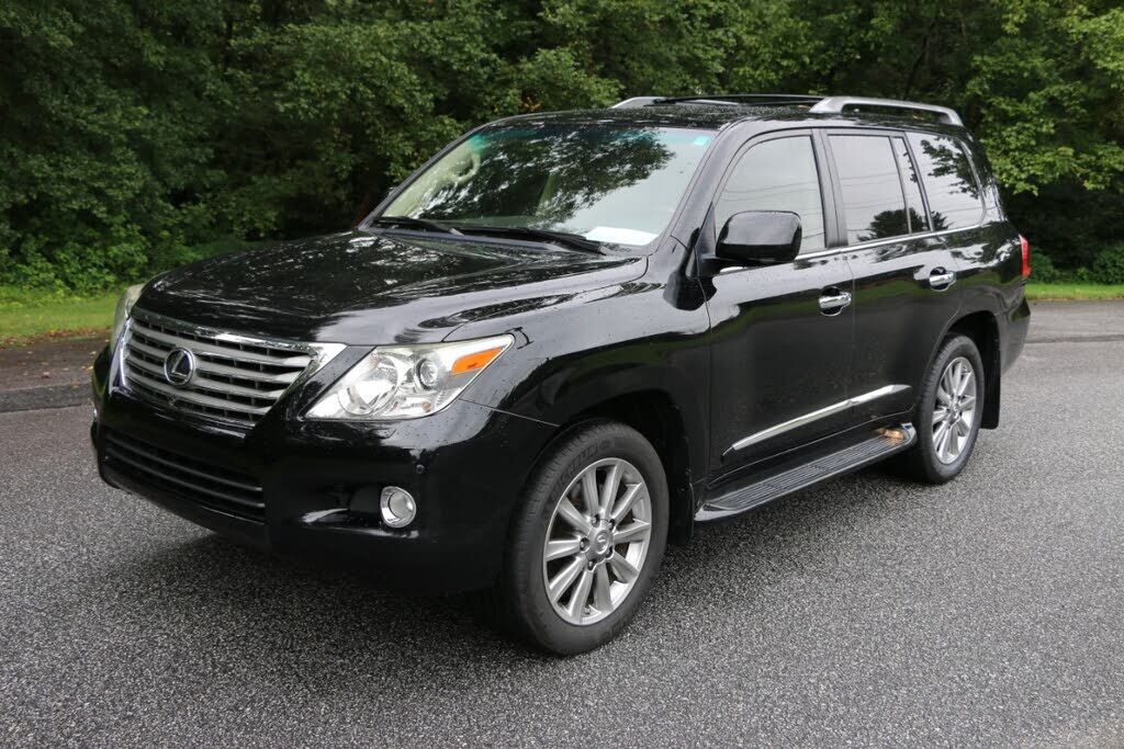 Lexus LX