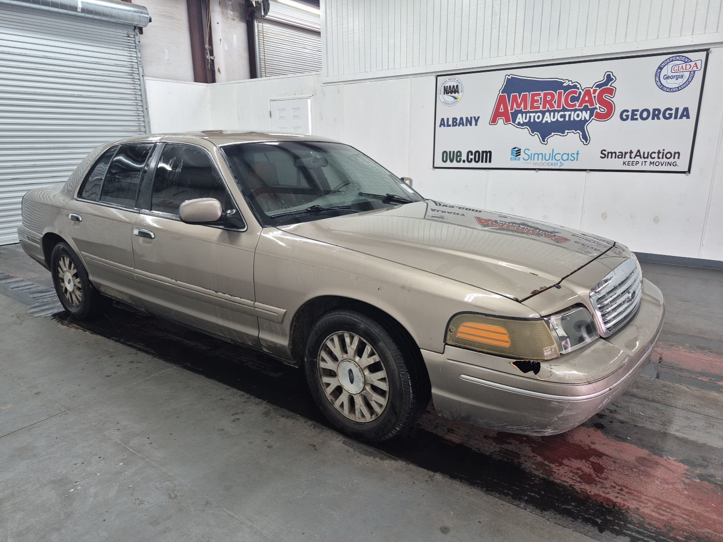 Ford Crown Victoria