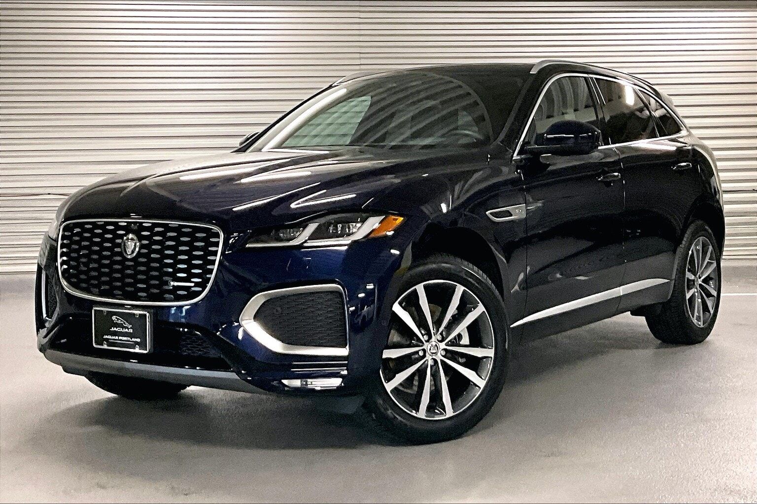 2025 JAGUAR F-Pace