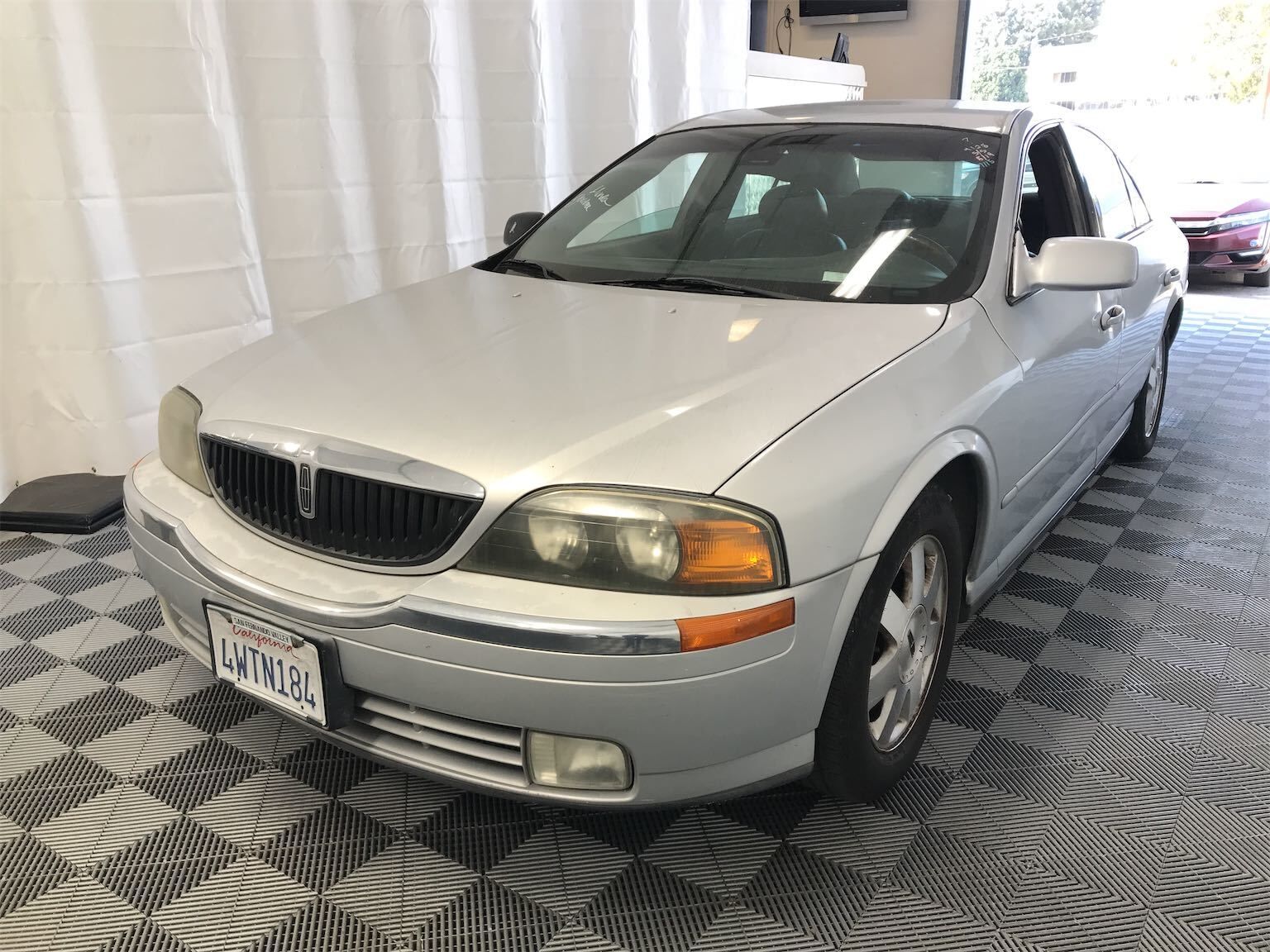 Lincoln LS