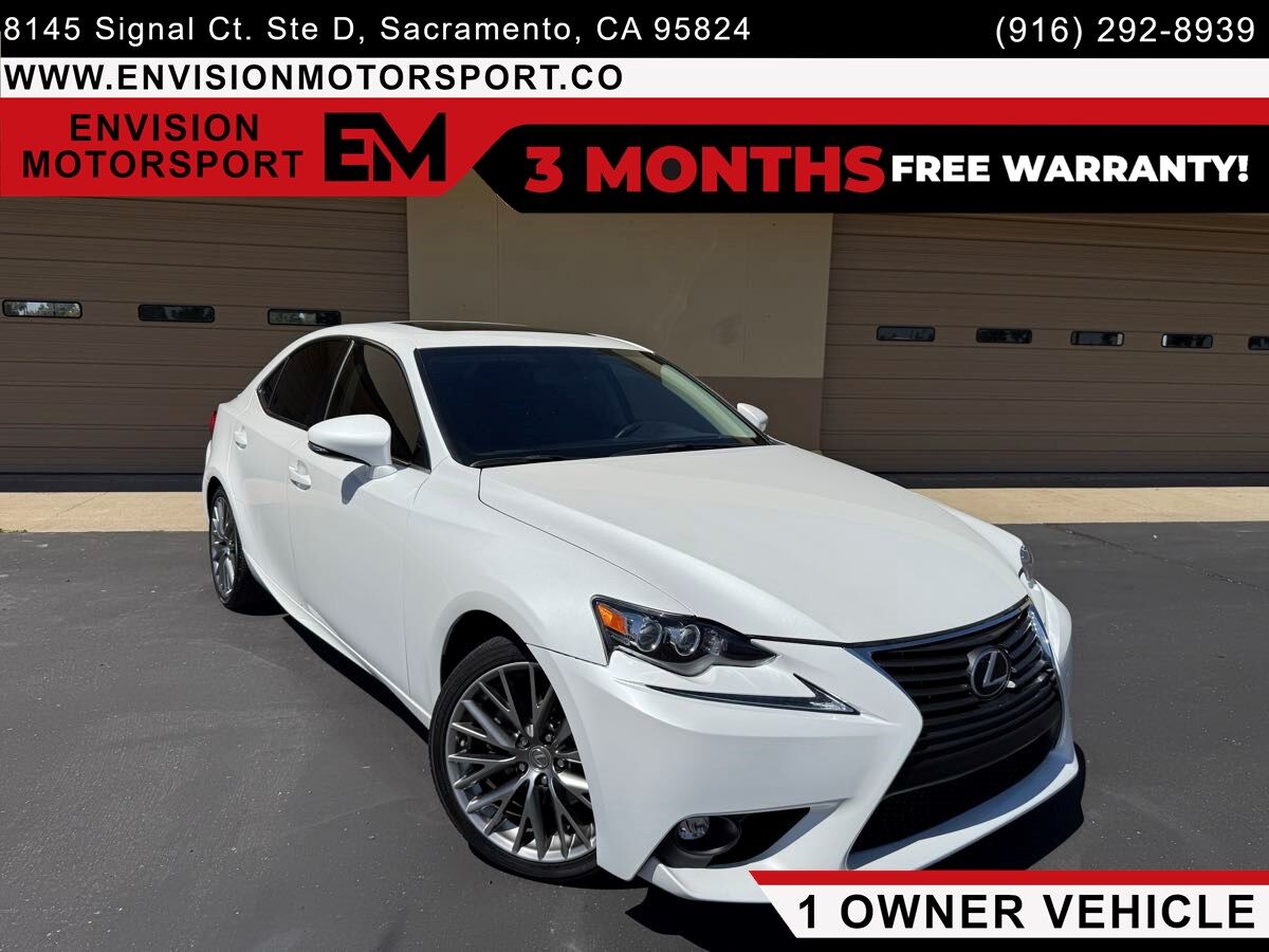 Lexus IS