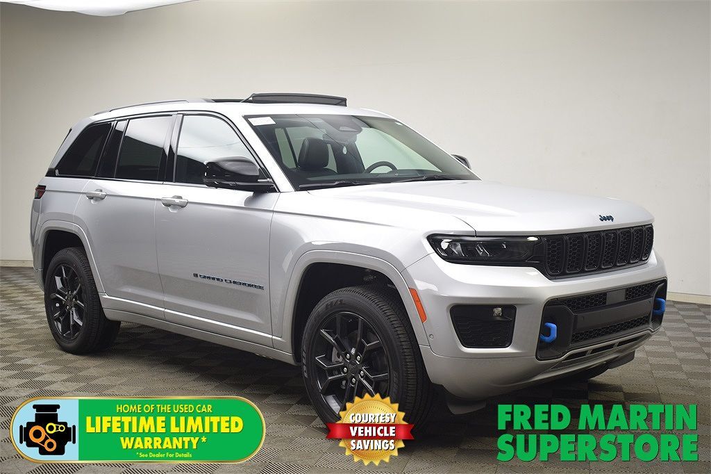 2025 JEEP Grand Cherokee