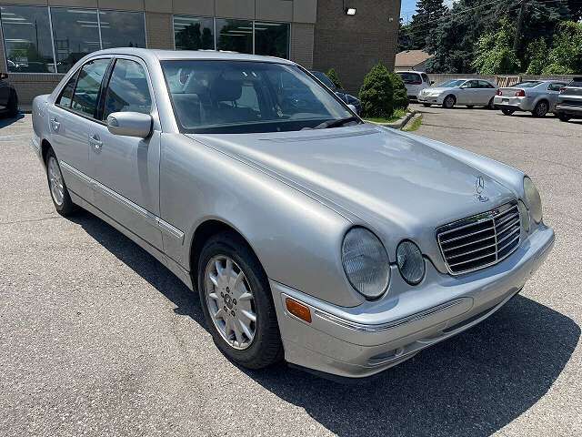 2000 MERCEDES-BENZ E-Class
