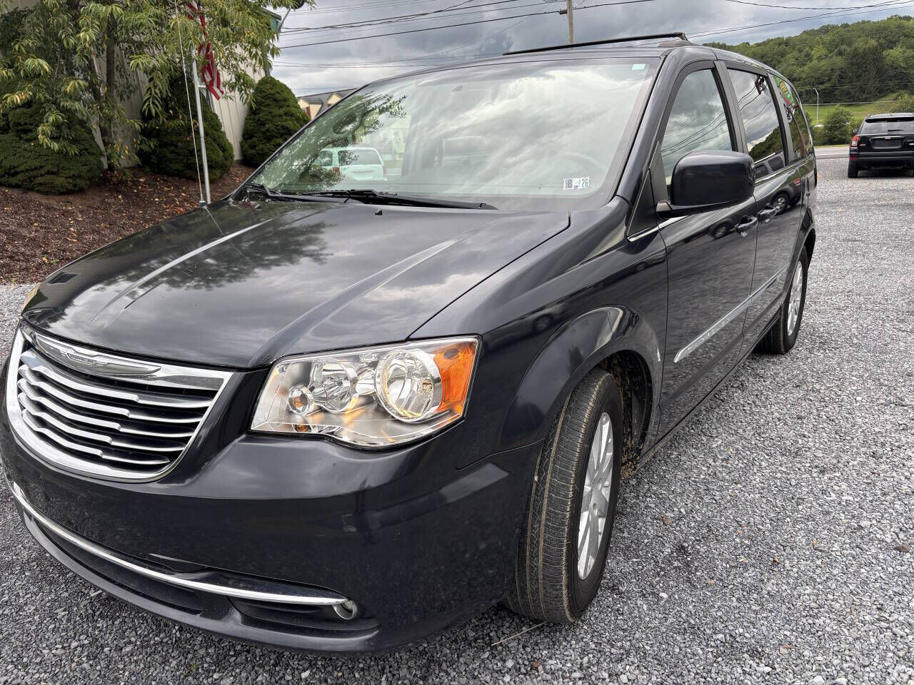 2014 CHRYSLER Town and Country