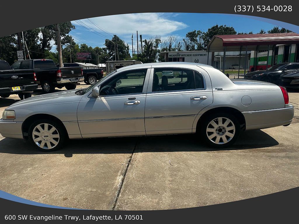 Lincoln Town Car