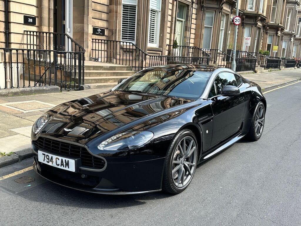 Aston Martin V8 Vantage