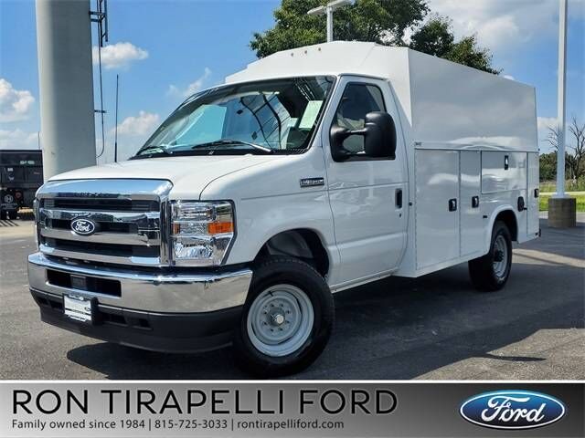 2026 FORD E-350