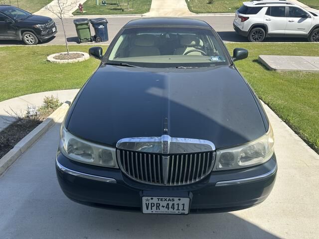 Lincoln Town Car