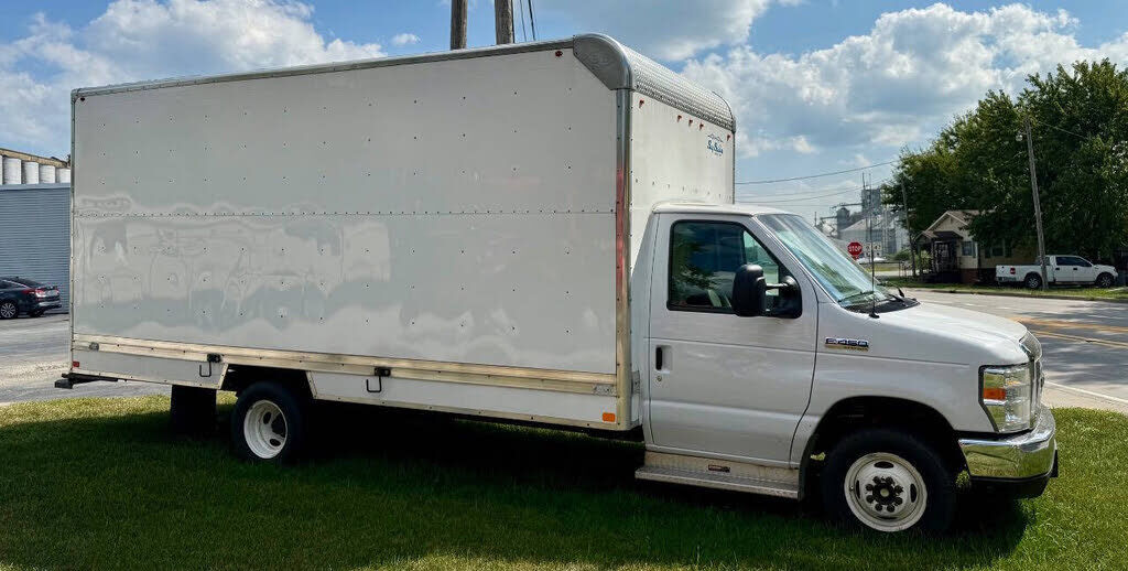 Ford E-450