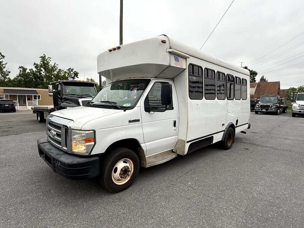 Ford E-450