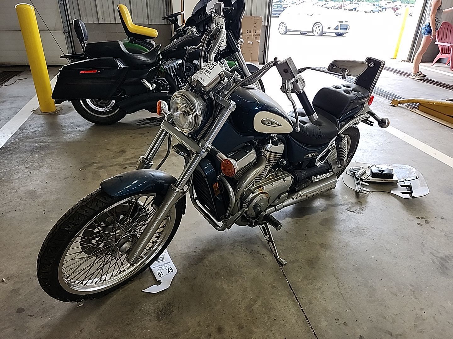 Suzuki VS800