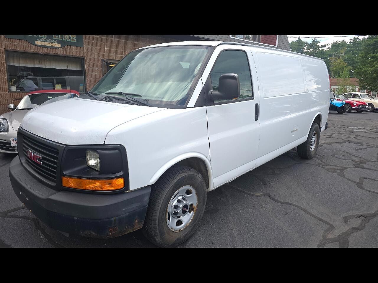 GMC Savana