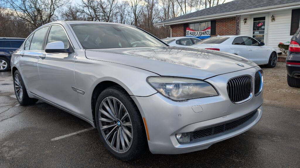 BMW 740i