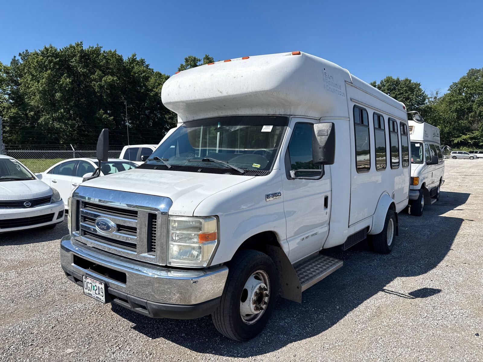 Ford E-350