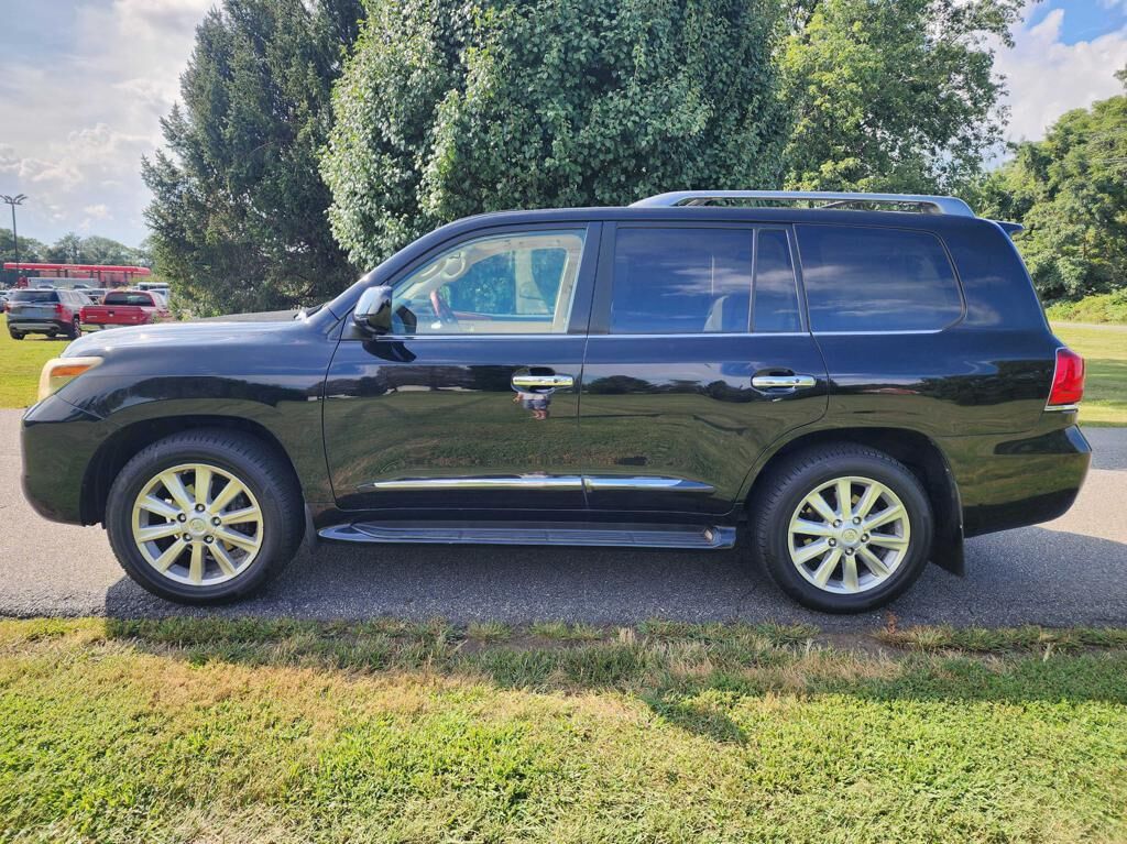 2010 LEXUS LX