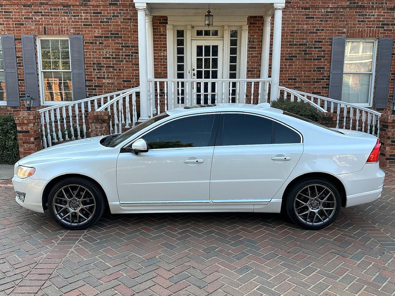Volvo S80