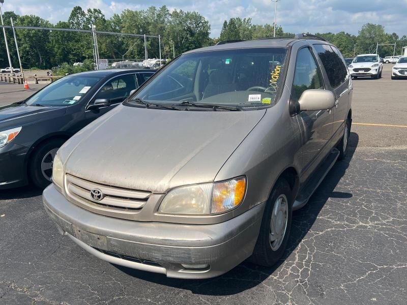 Toyota Sienna