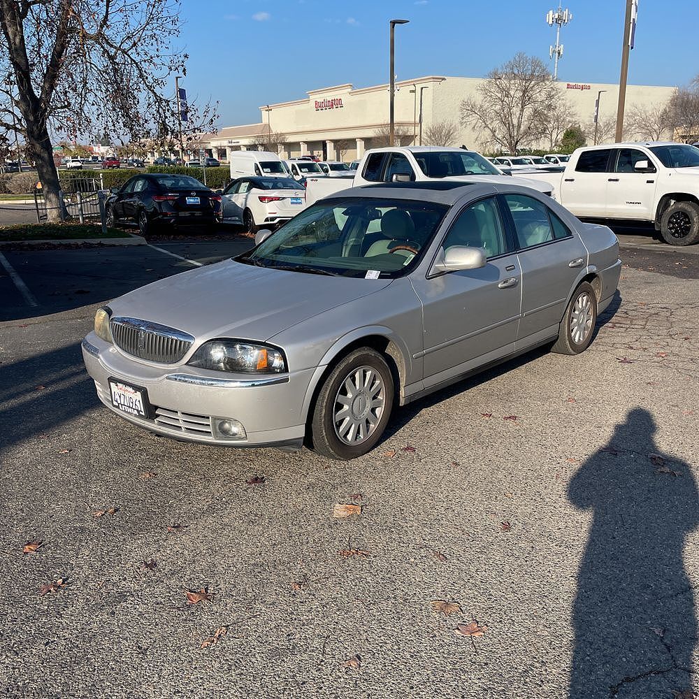 Lincoln LS