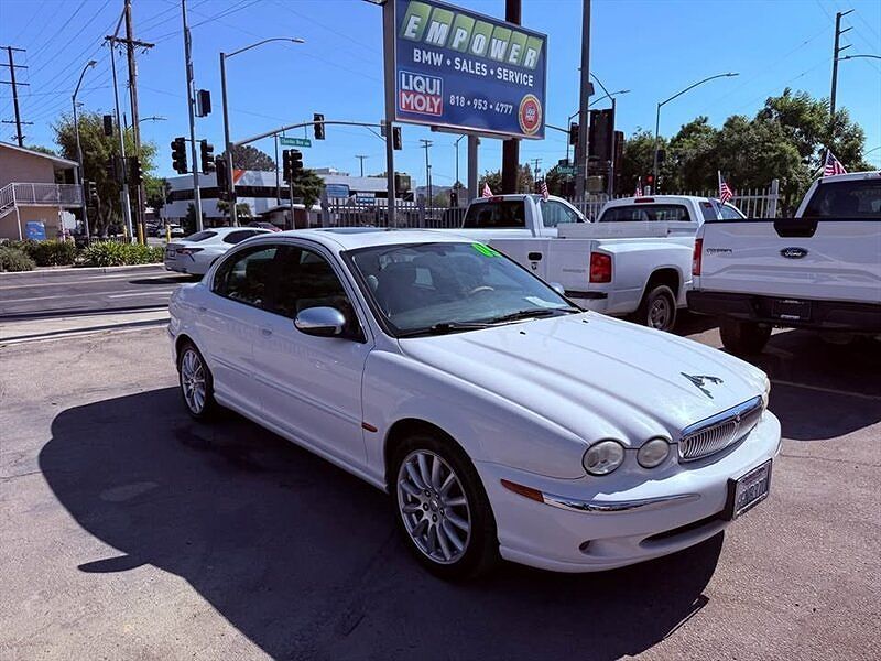 Jaguar X-Type