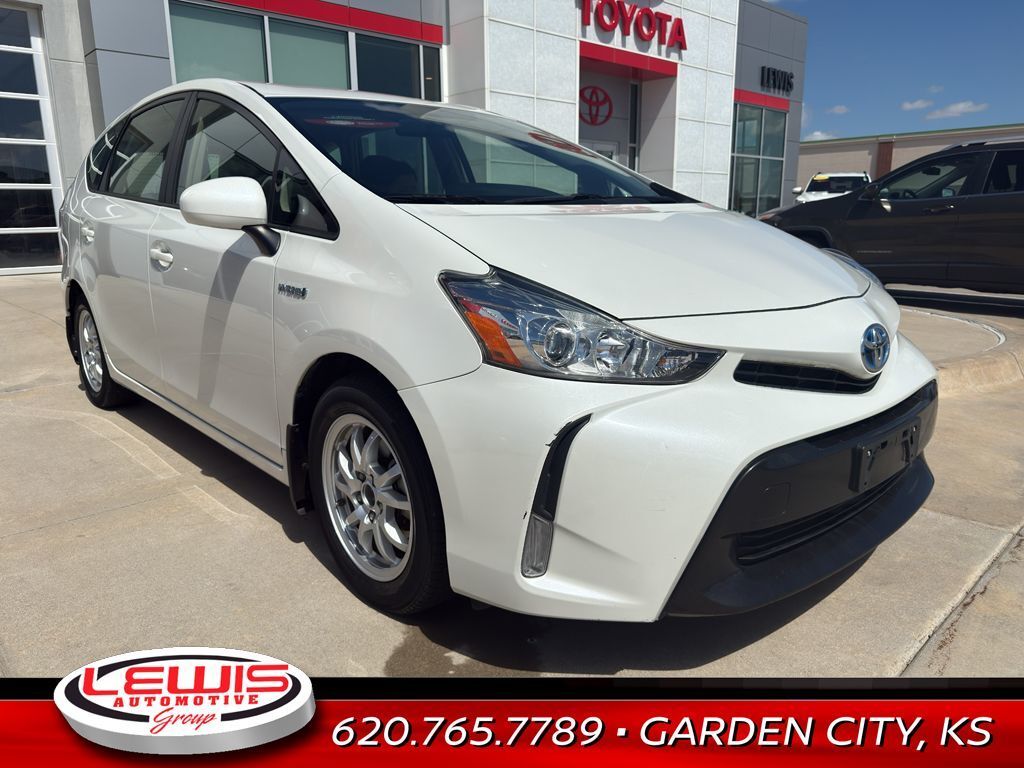 Toyota Prius V