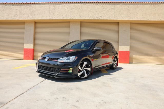 2021 VOLKSWAGEN Golf GTI