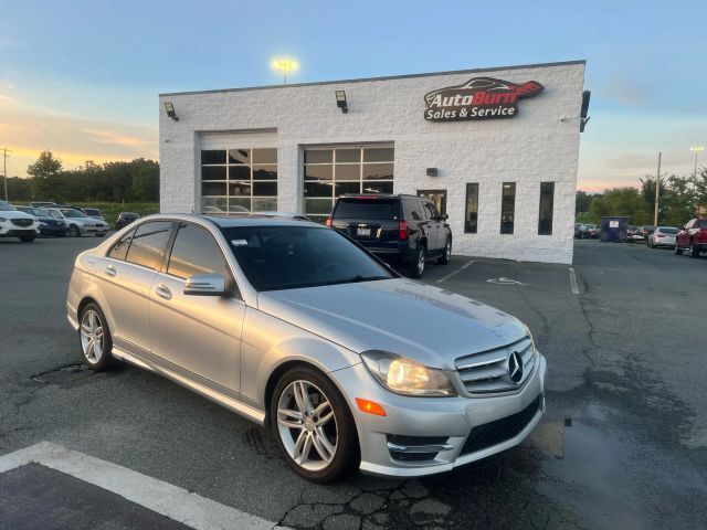 2013 MERCEDES-BENZ C-Class