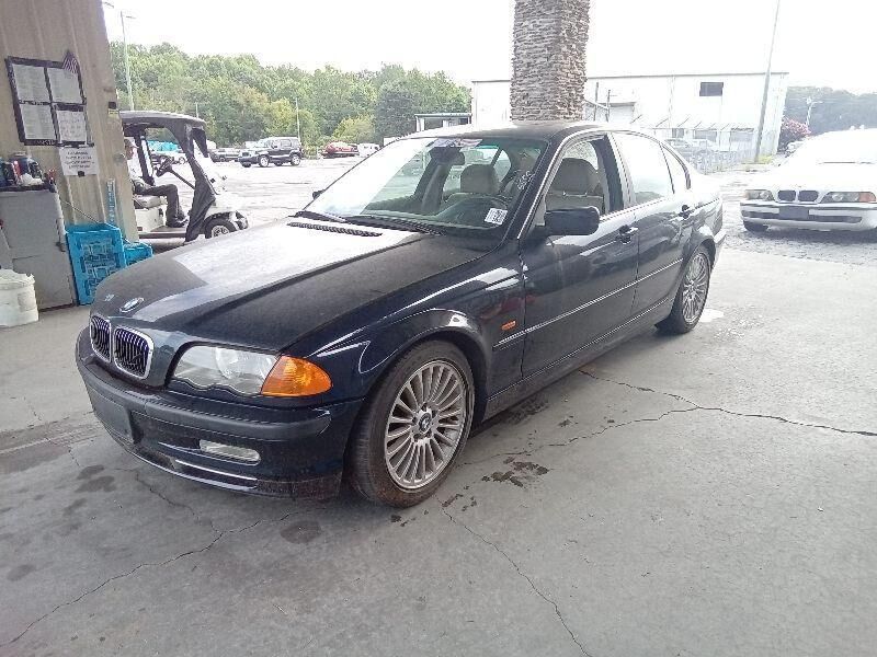 BMW 330i