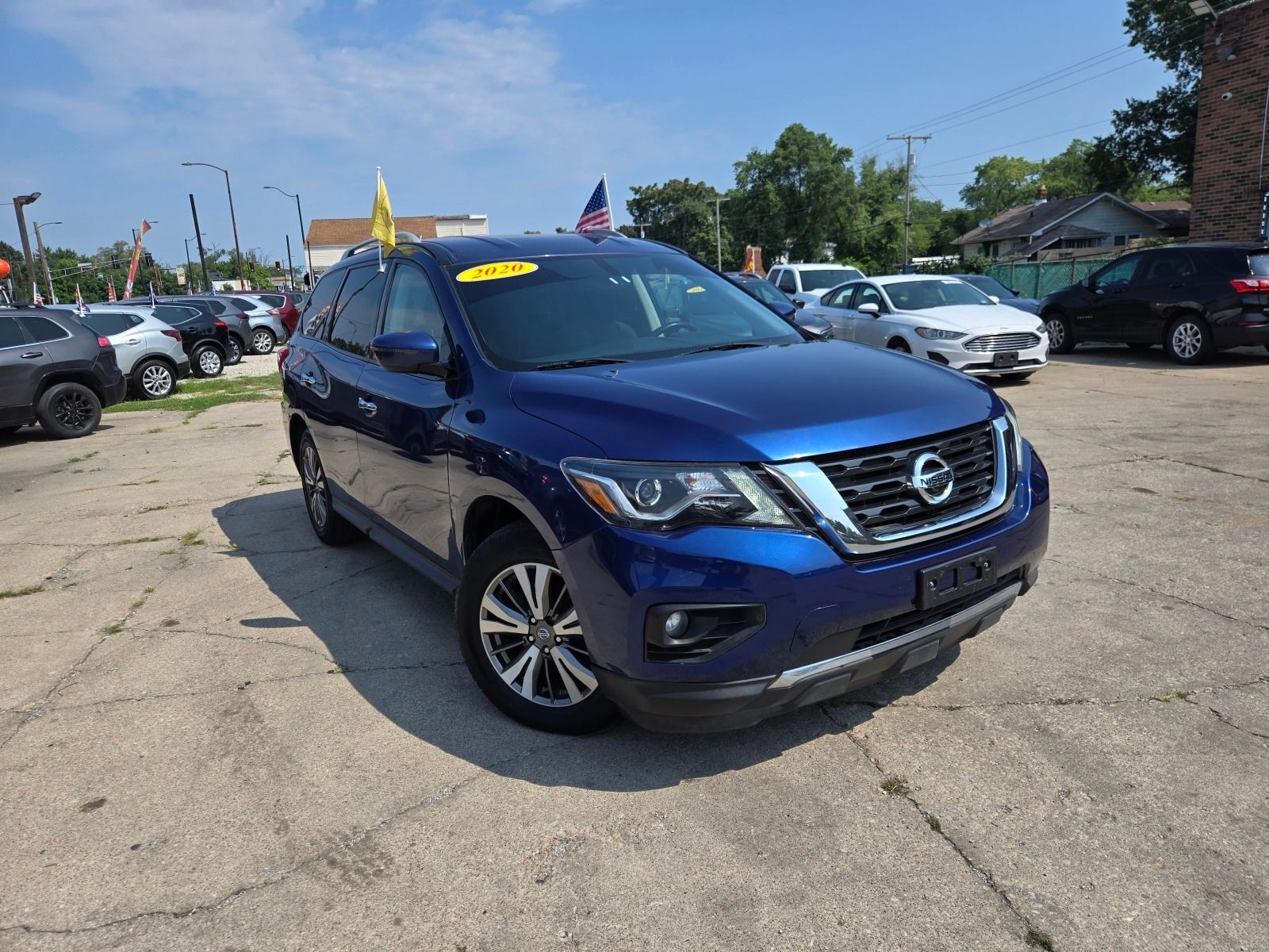 2020 NISSAN Pathfinder