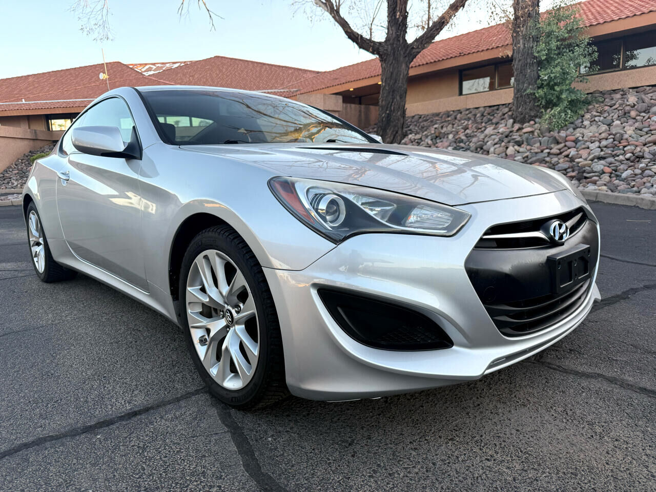 2013 HYUNDAI Genesis Coupe