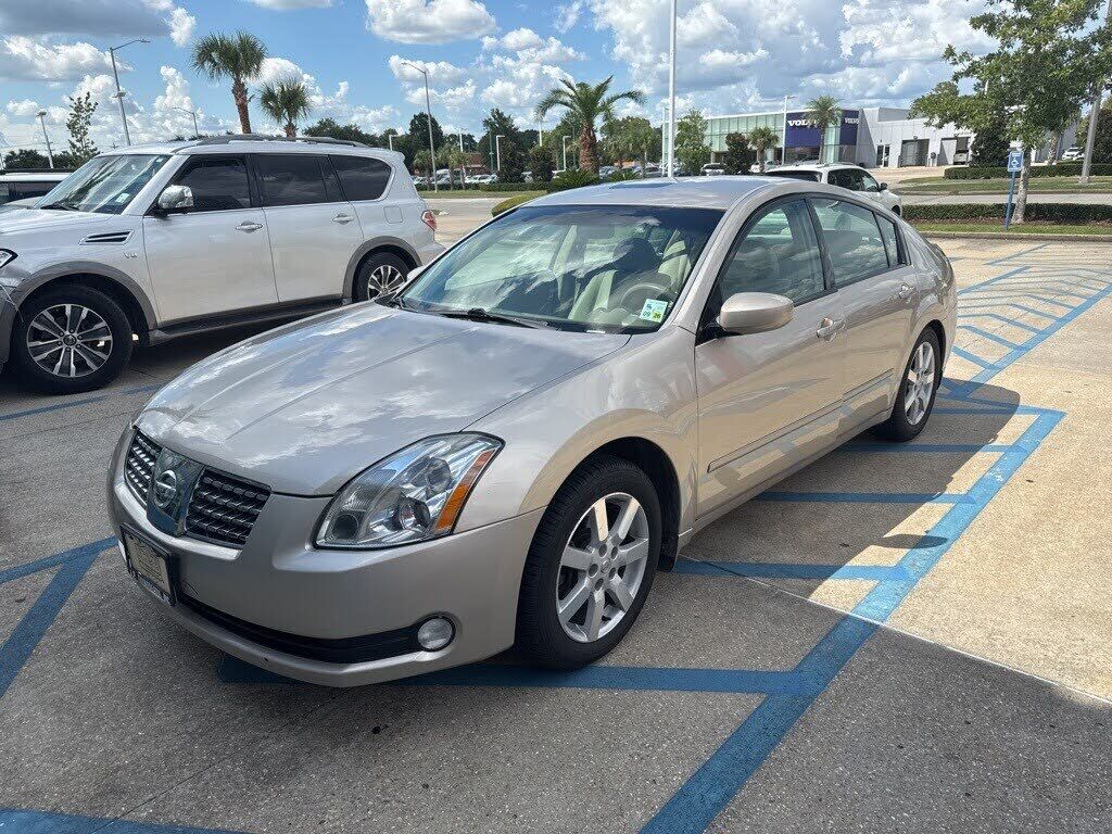 Nissan Maxima