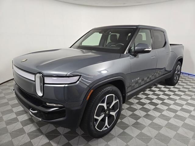 2024 RIVIAN R1T