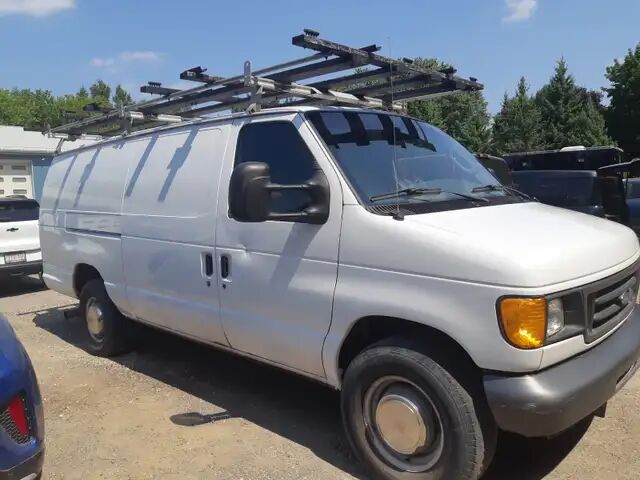 Ford E-350