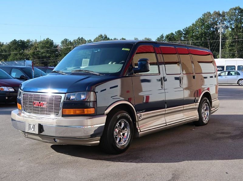 GMC Savana