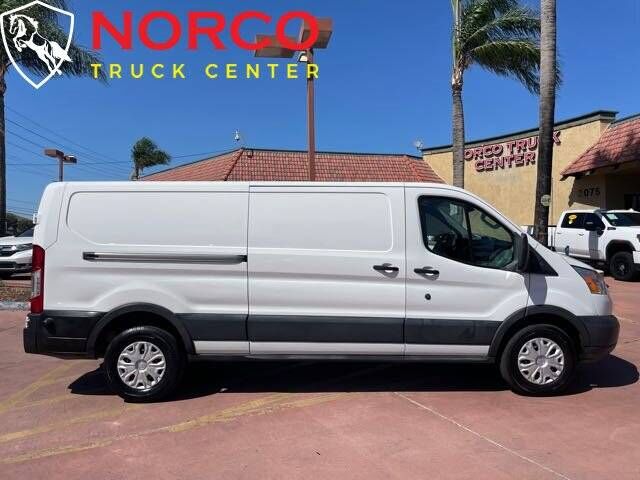 2018 FORD Transit