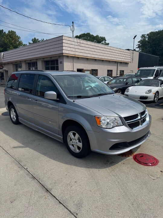 2013 DODGE Grand Caravan