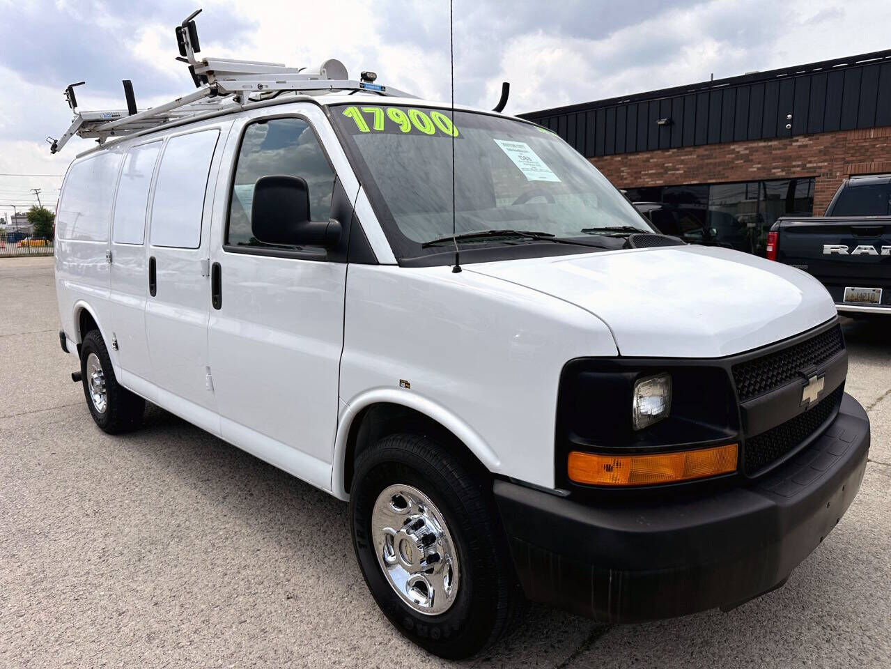 2013 CHEVROLET Express