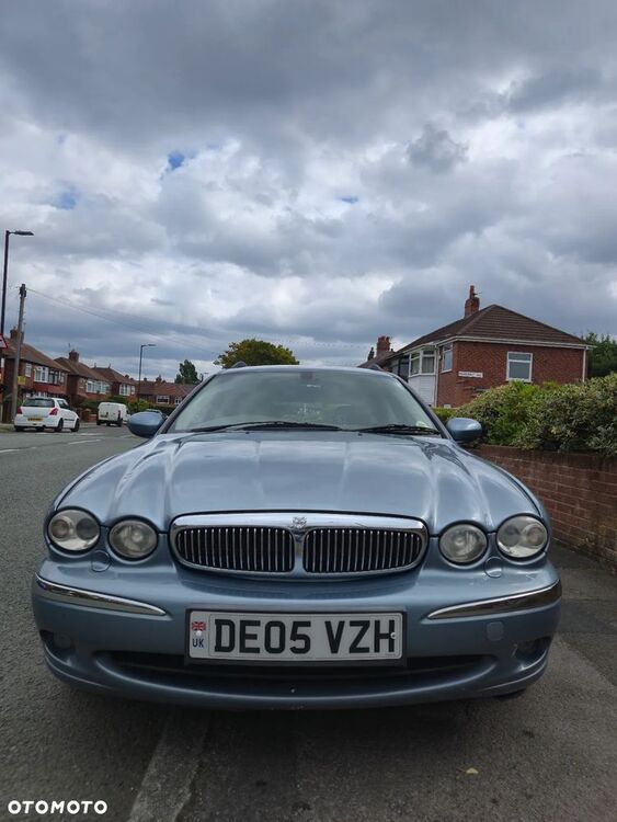 Jaguar X-Type