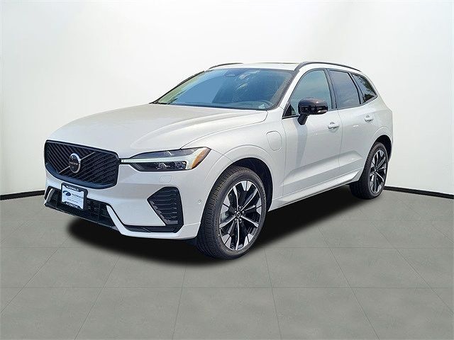 2026 VOLVO XC60