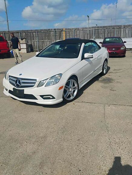 2011 MERCEDES-BENZ E-Class