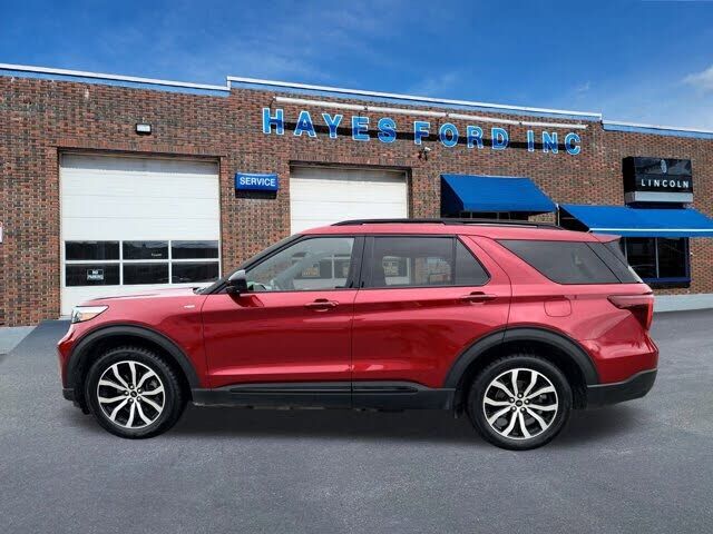 2022 FORD Explorer