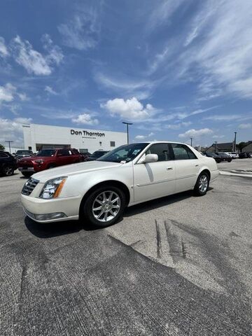 Cadillac DTS