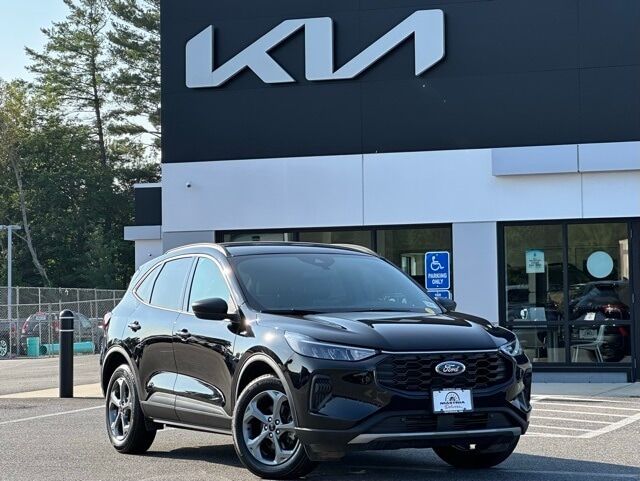 2025 FORD Escape