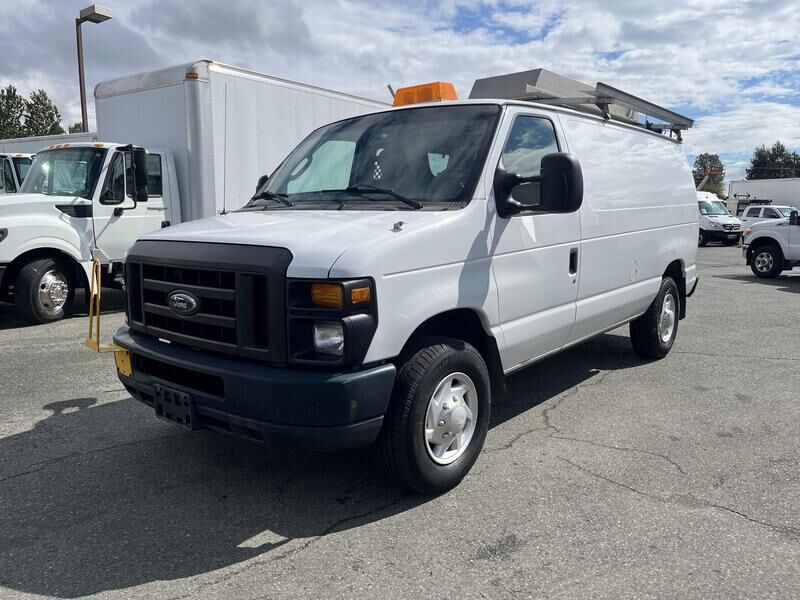 Ford E-350